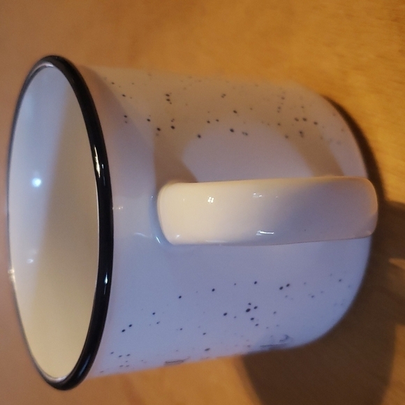 ALL Mamma Wants is a Silent Night Mug. - Picture 2 of 7